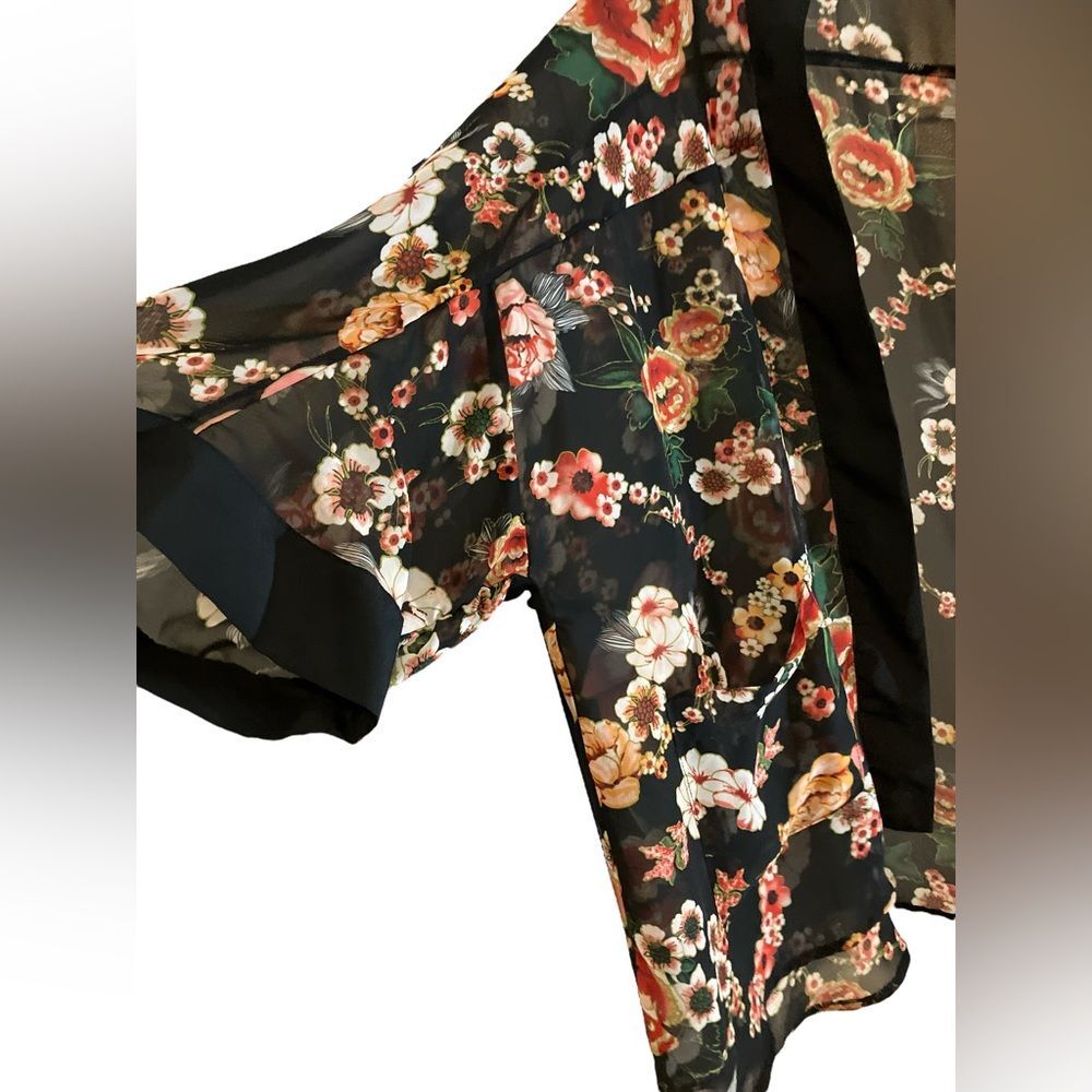 Forever 21 Kimono Top